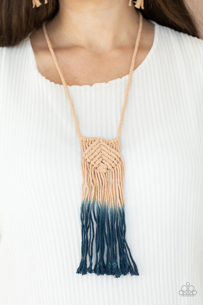 look-at-macrame-now-blue